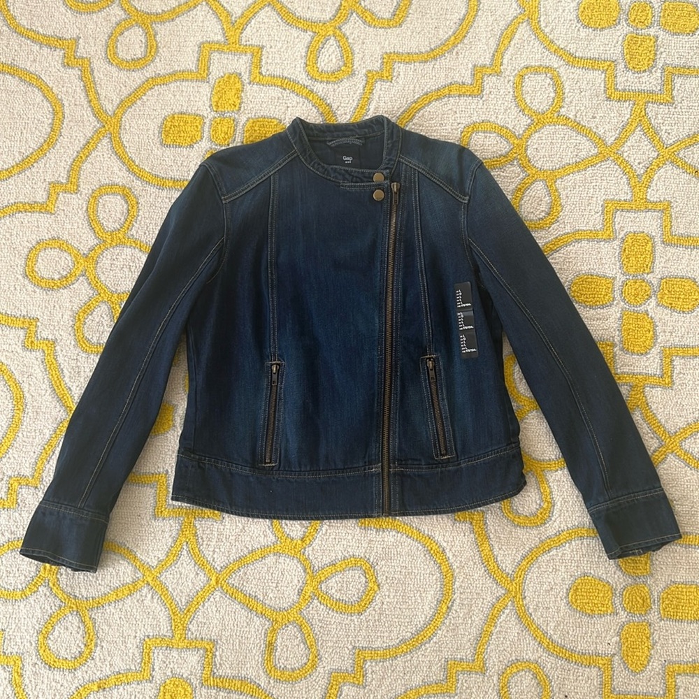 NWT GAP Dark Denim Jean Jacket. Sz L